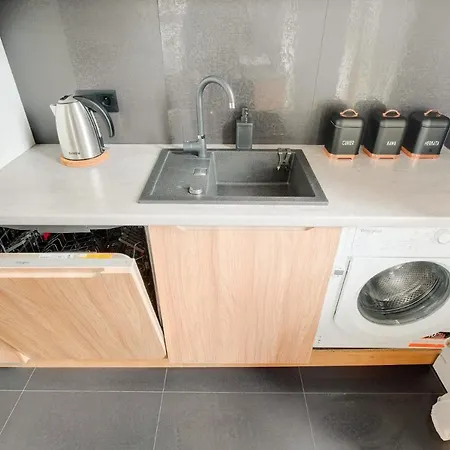 شقة Patriotow 303 *