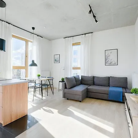 Apartment Patriotow 303 Warsaw